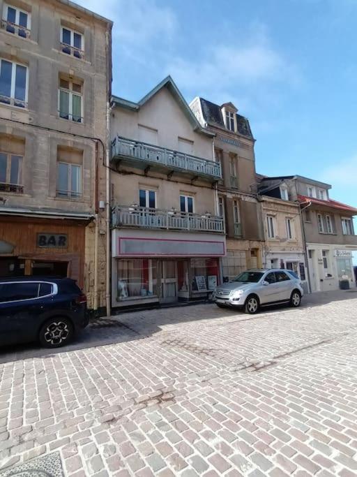 Grand Triplex Vue Mer Centre Du Village Ault Exterior photo